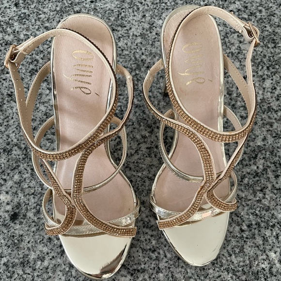 Ovyé Designer heels - Picture 1 of 8